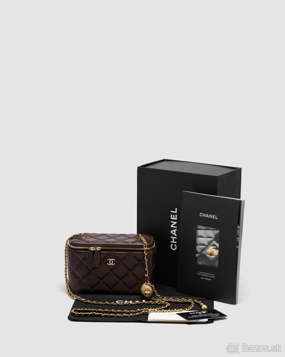 Kabelka Chanel Classic Brown Lambskin Pearl Crush Vanity