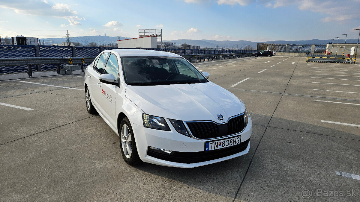 Škoda OCTAVIA, AA Sedan 1.6 TDI, M1 osobný automobil