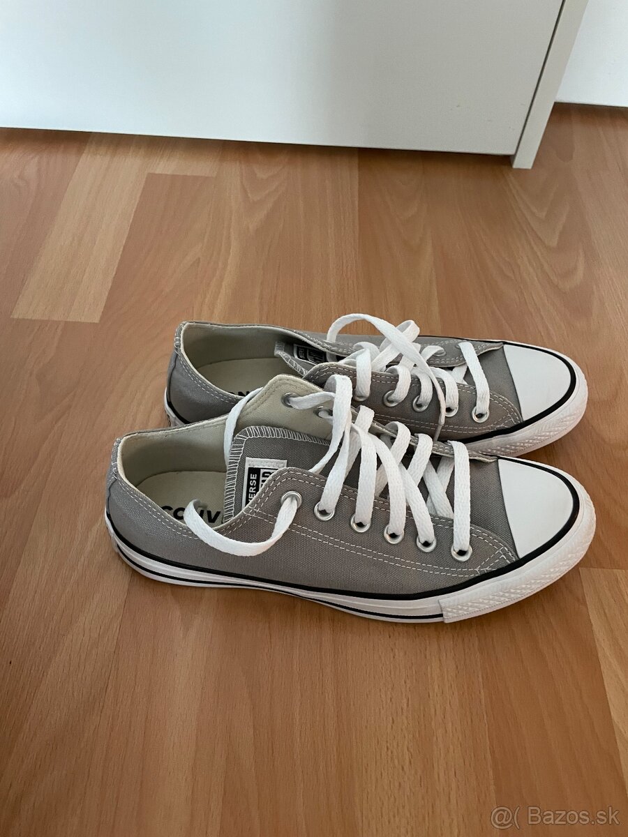 Converse veľ 39