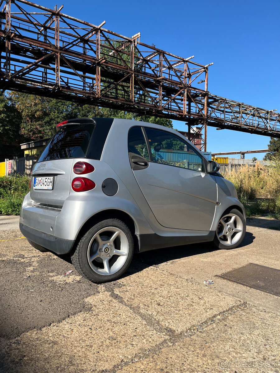 SMART FORTWOO COUPE