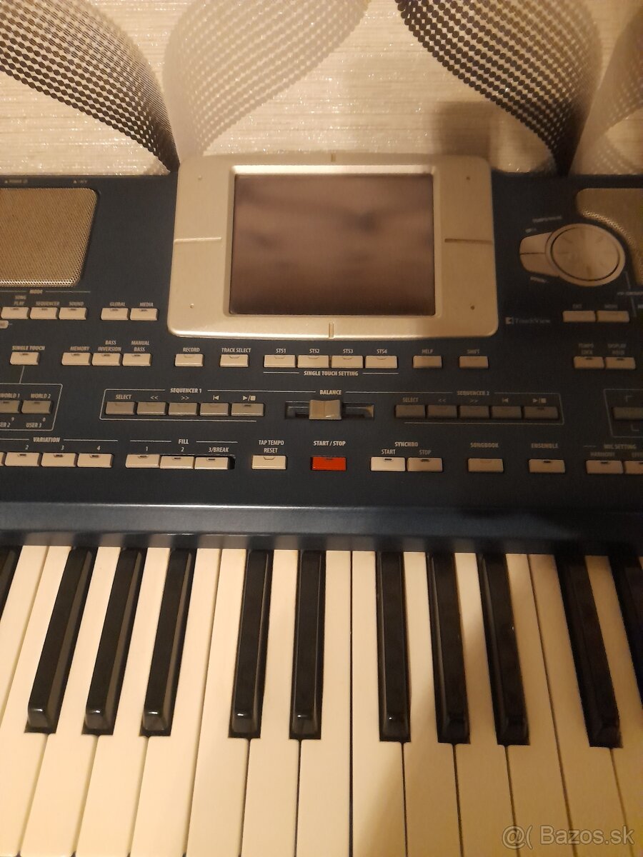 Korg pa800