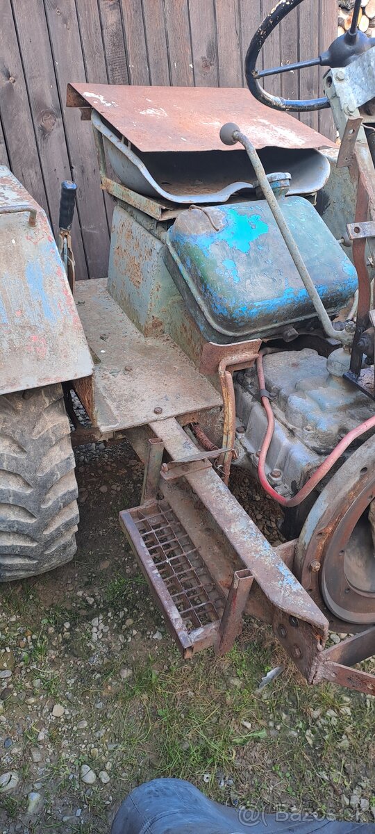 Malotraktor bez motora