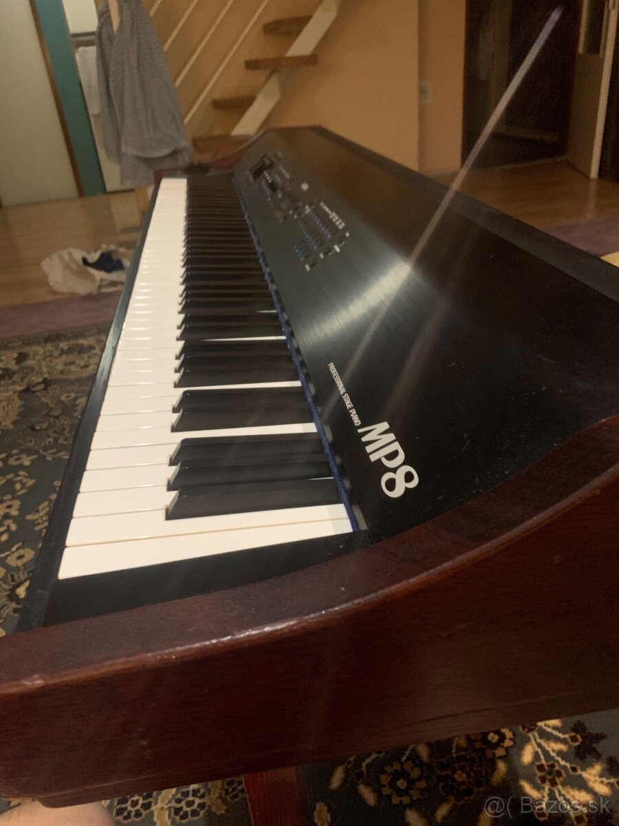 Kawai MP8 digitálny klavír