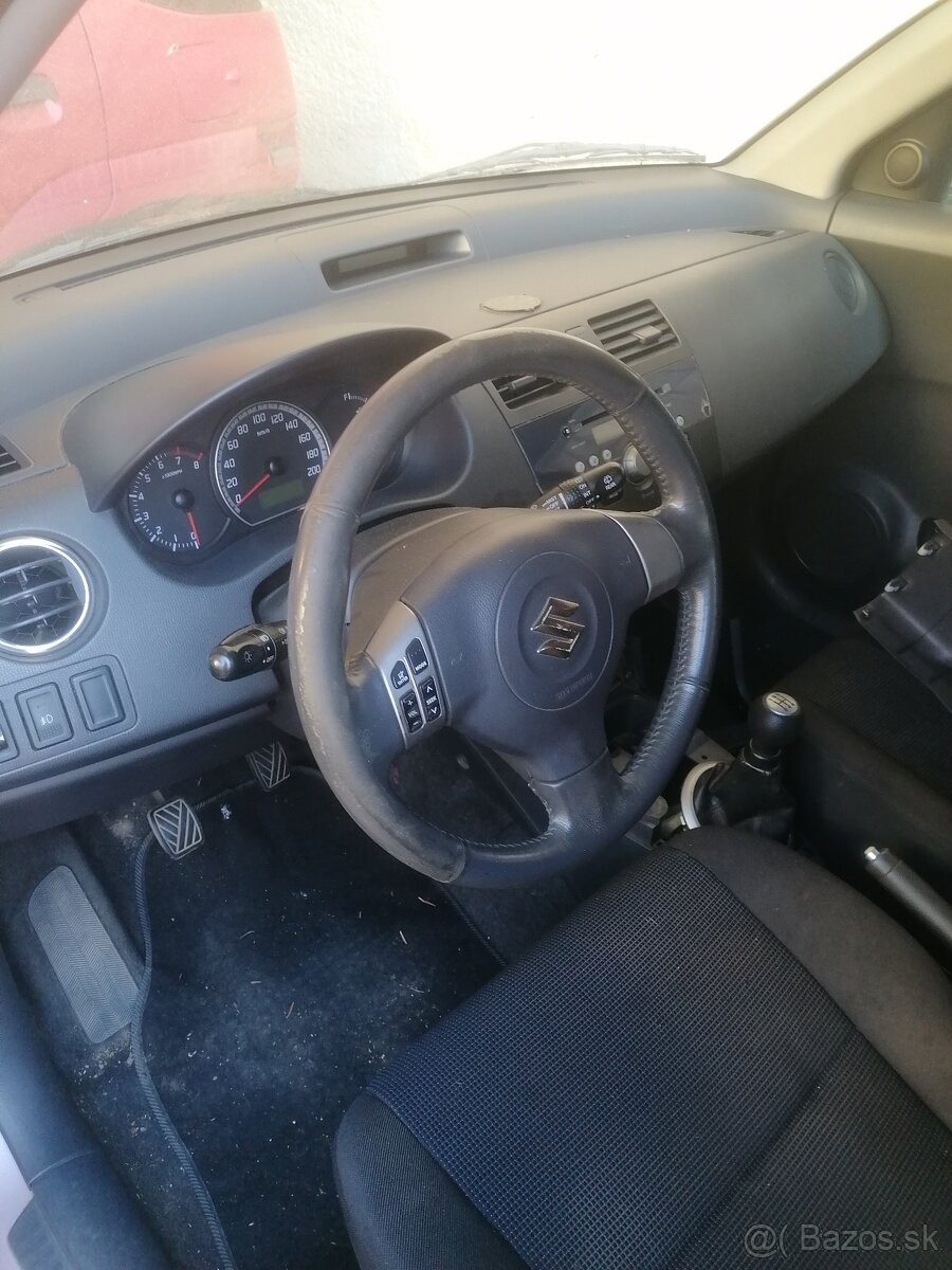 Suzuki Swift 1.3b 4x4 2007