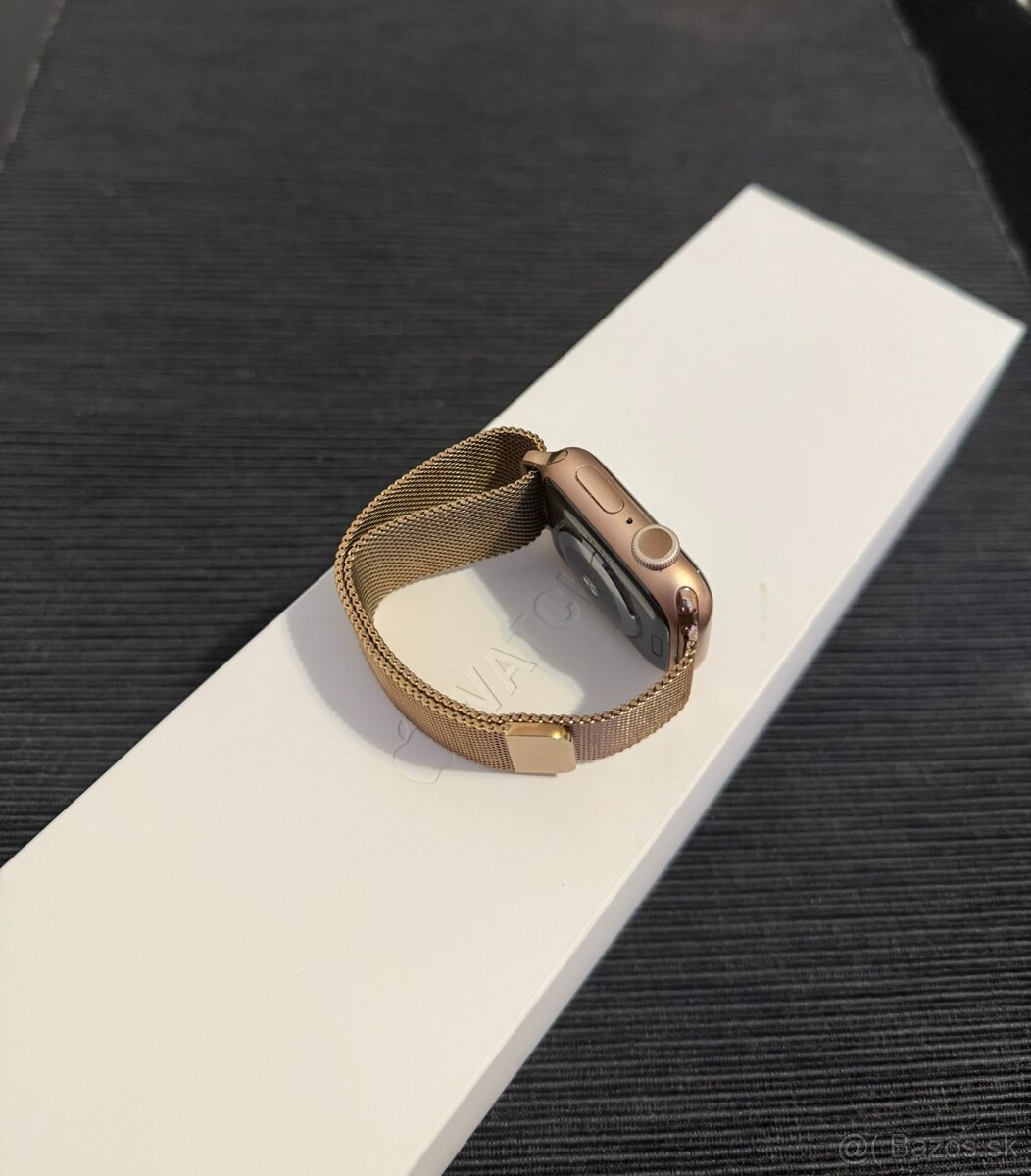 Apple Watch Series 5, 40 mm Gold