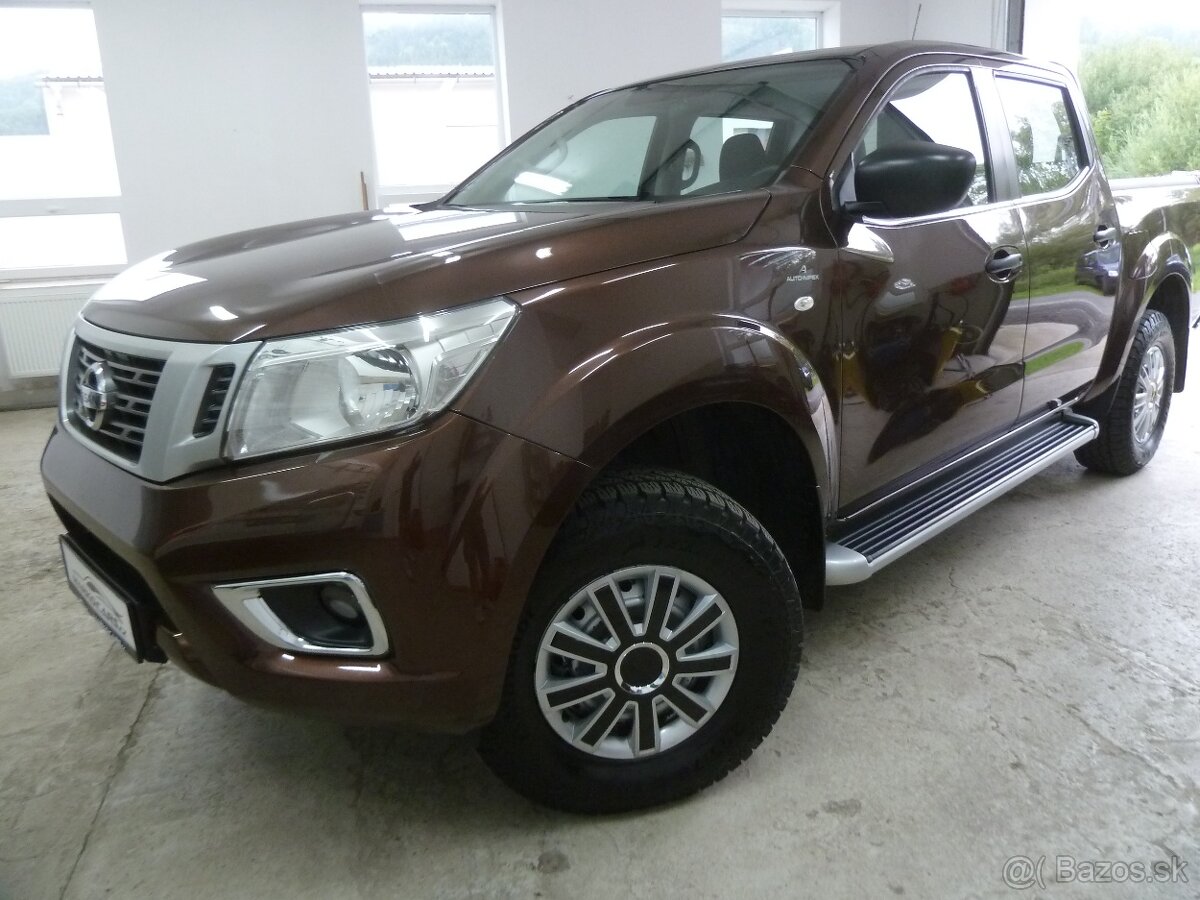 Nissan Navara 2.3DCi 4x4 TZ na 3.5T ROLETA TEMPOMAT SERVISKA