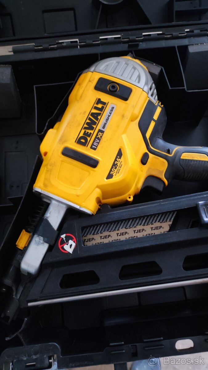 Dewalt