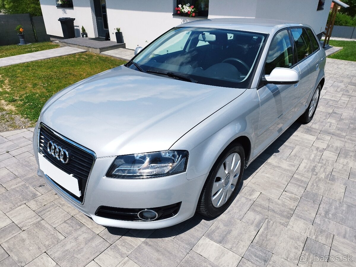 Audi A3 Sportback 1.6 TDI, DPF Attraction, rok výr.: 2011