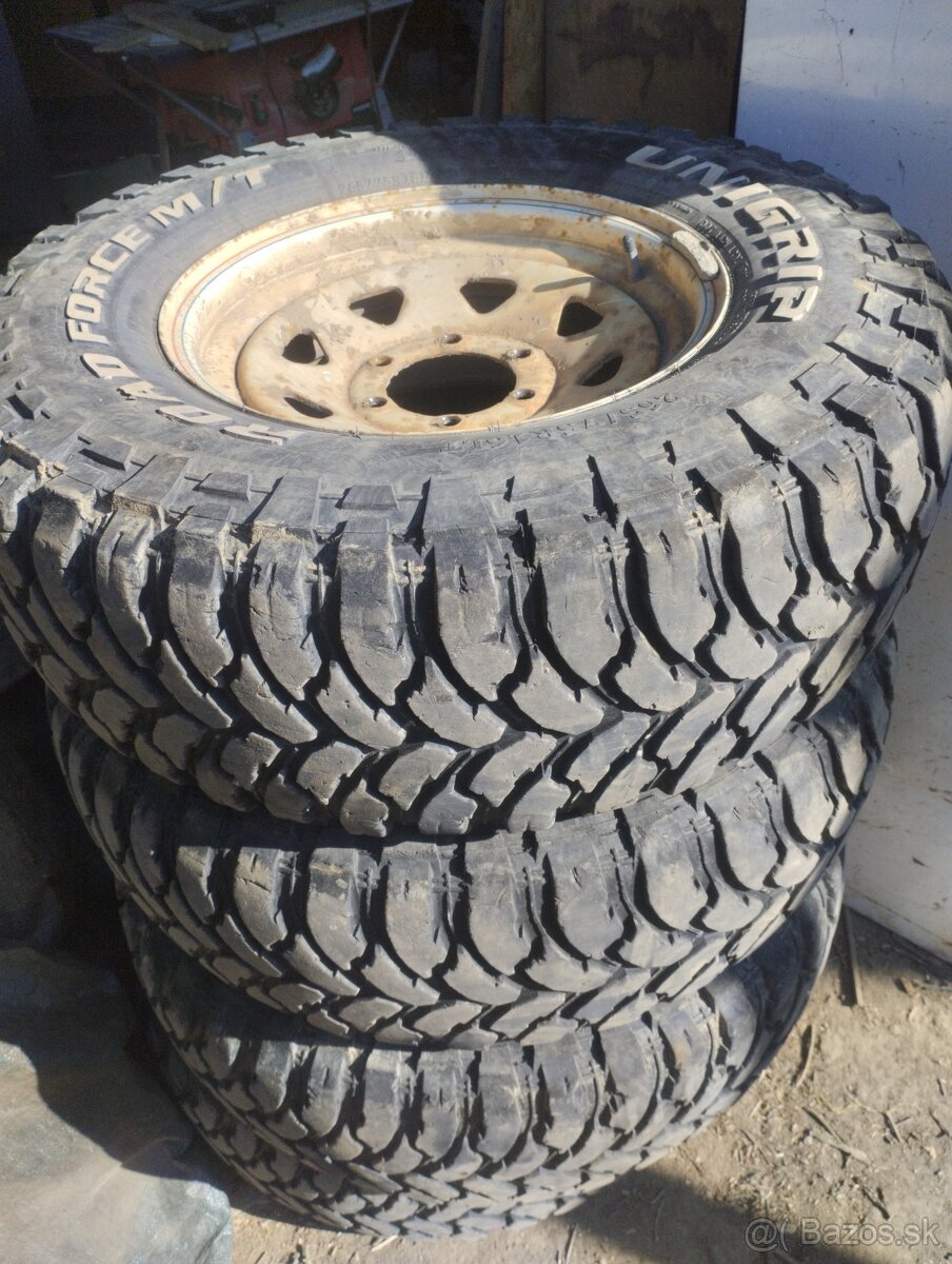 265/75 R16 predám vymením za 33x12.5r15