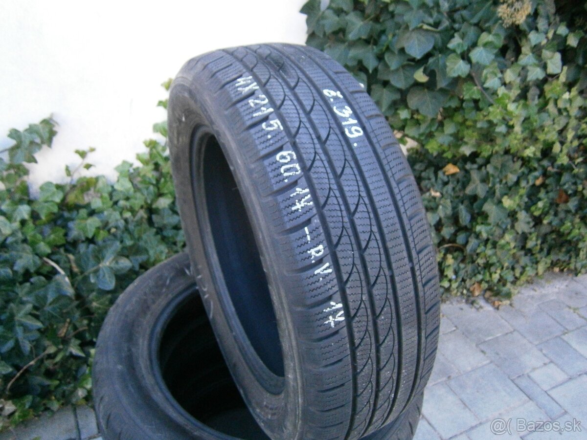 Predám 4x zimné pneu ROTALLA 215/60 R17 96HXL