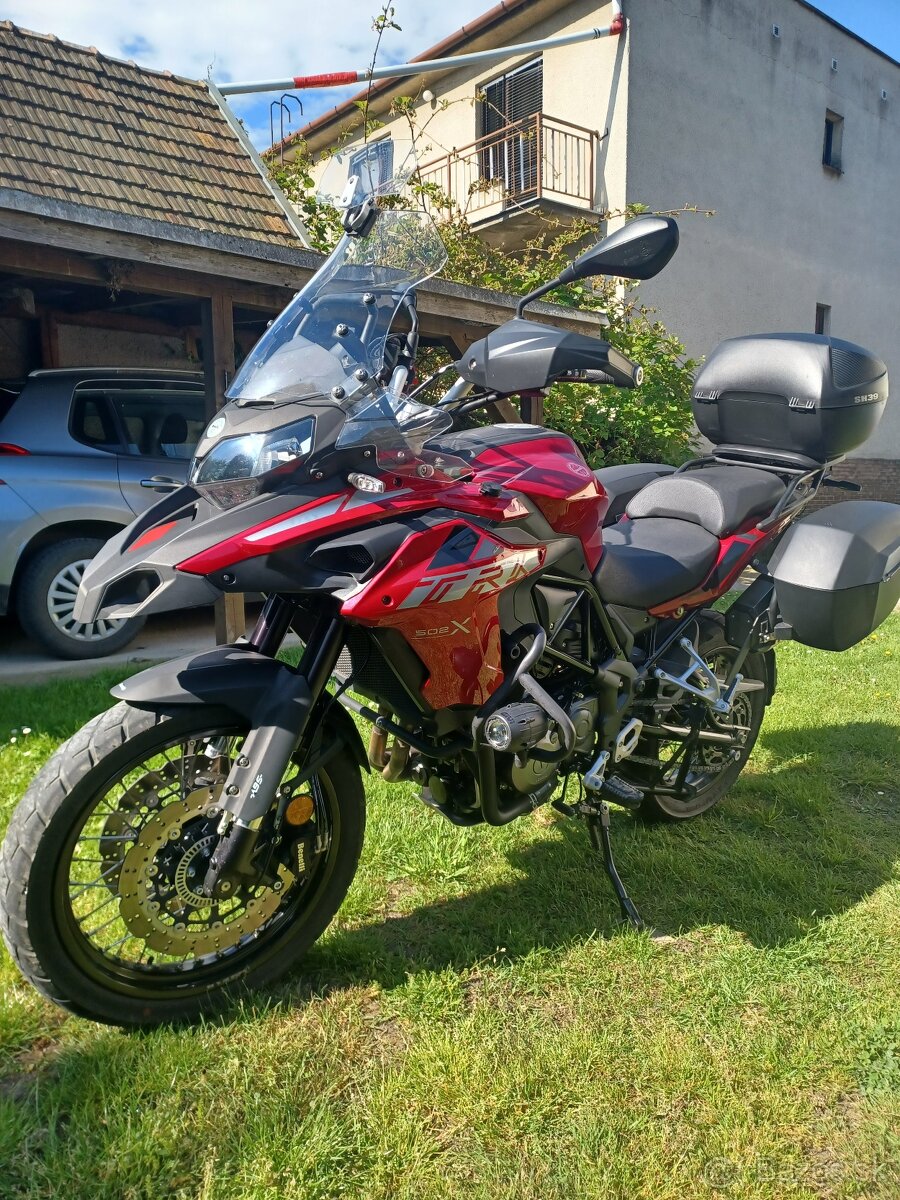 Benelli TRK 502 X