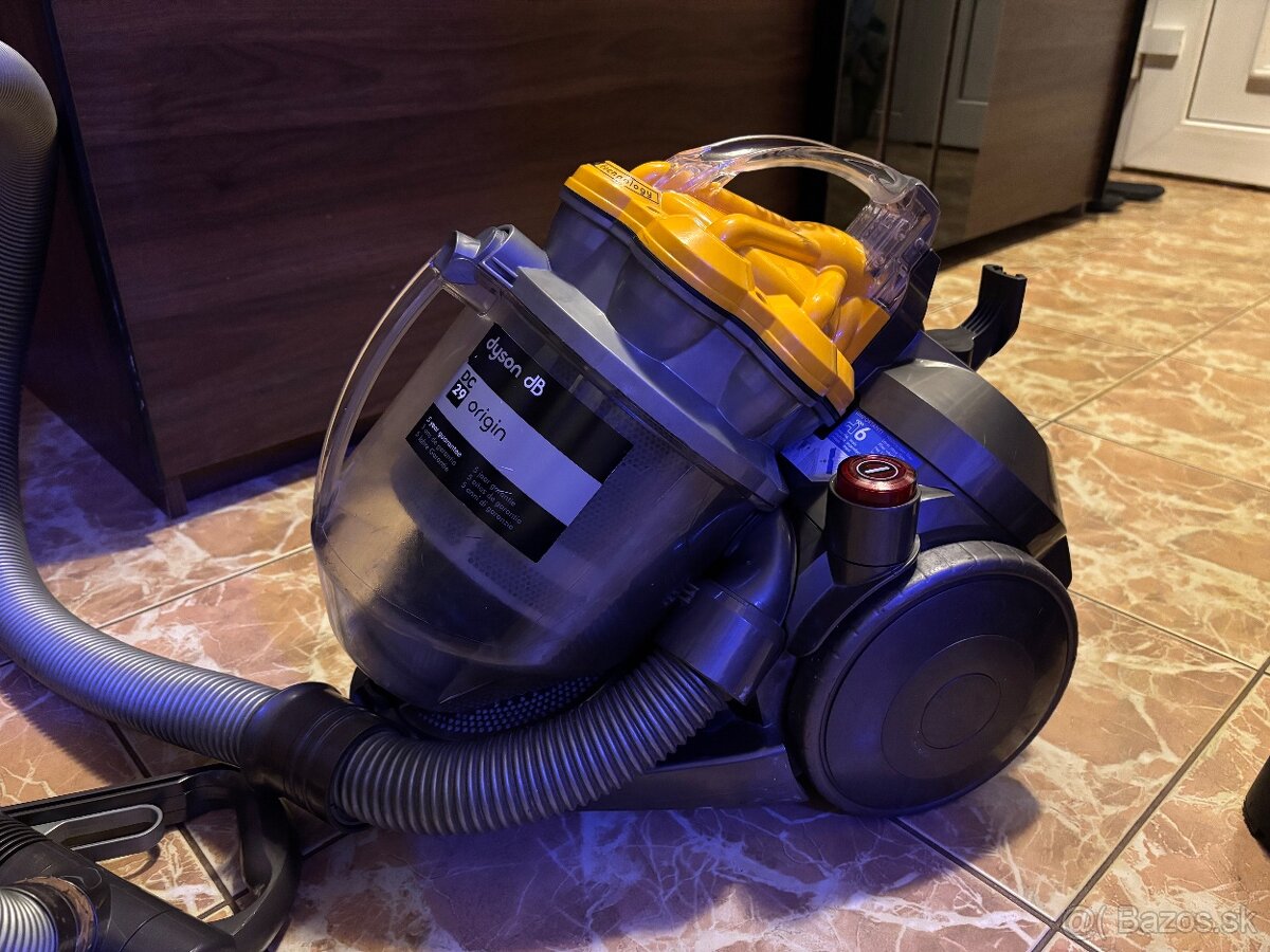 Dyson DC29