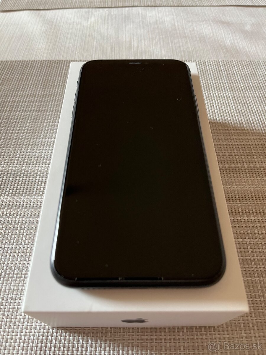 iPhone xr 64gb