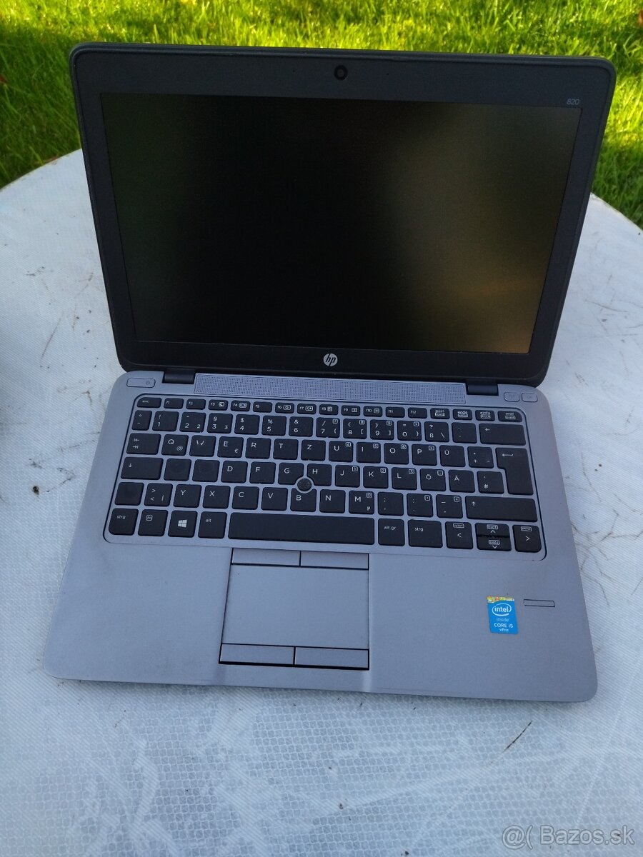 HP Elitebook 840 G2  Core i5 /8gb ram ,/256gb ssd