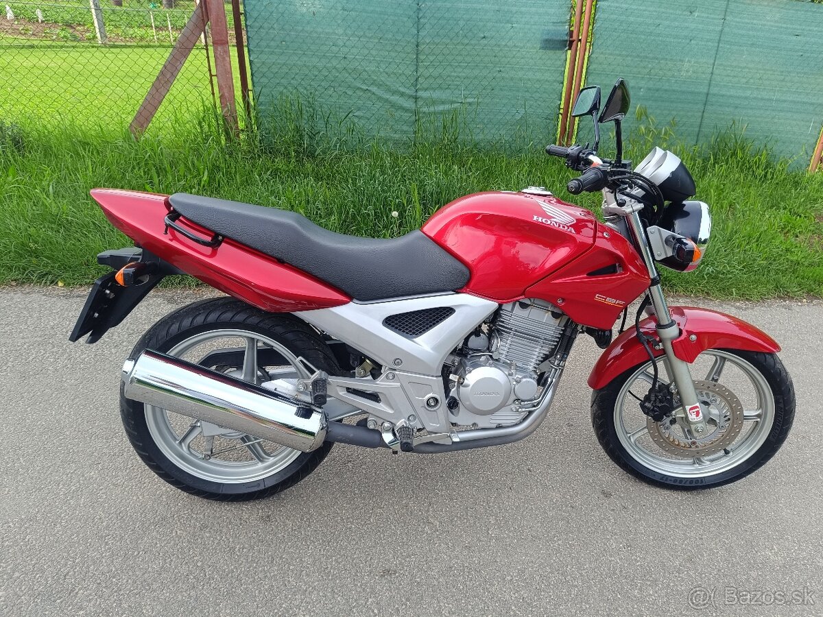 Honda cbf 250, len 6.990km Nová STK 4 roky