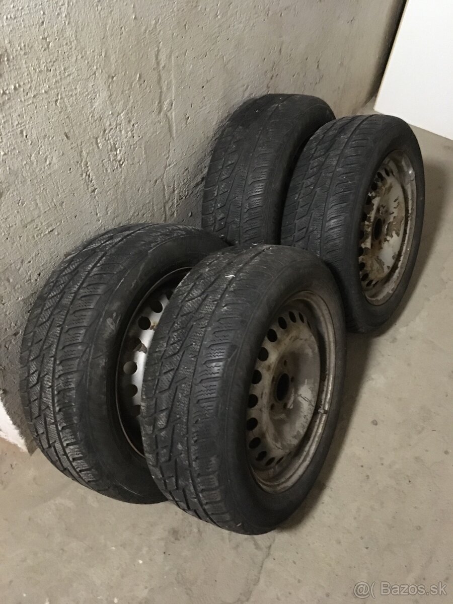 Plechové disky Ford + pneu 205/55 r16