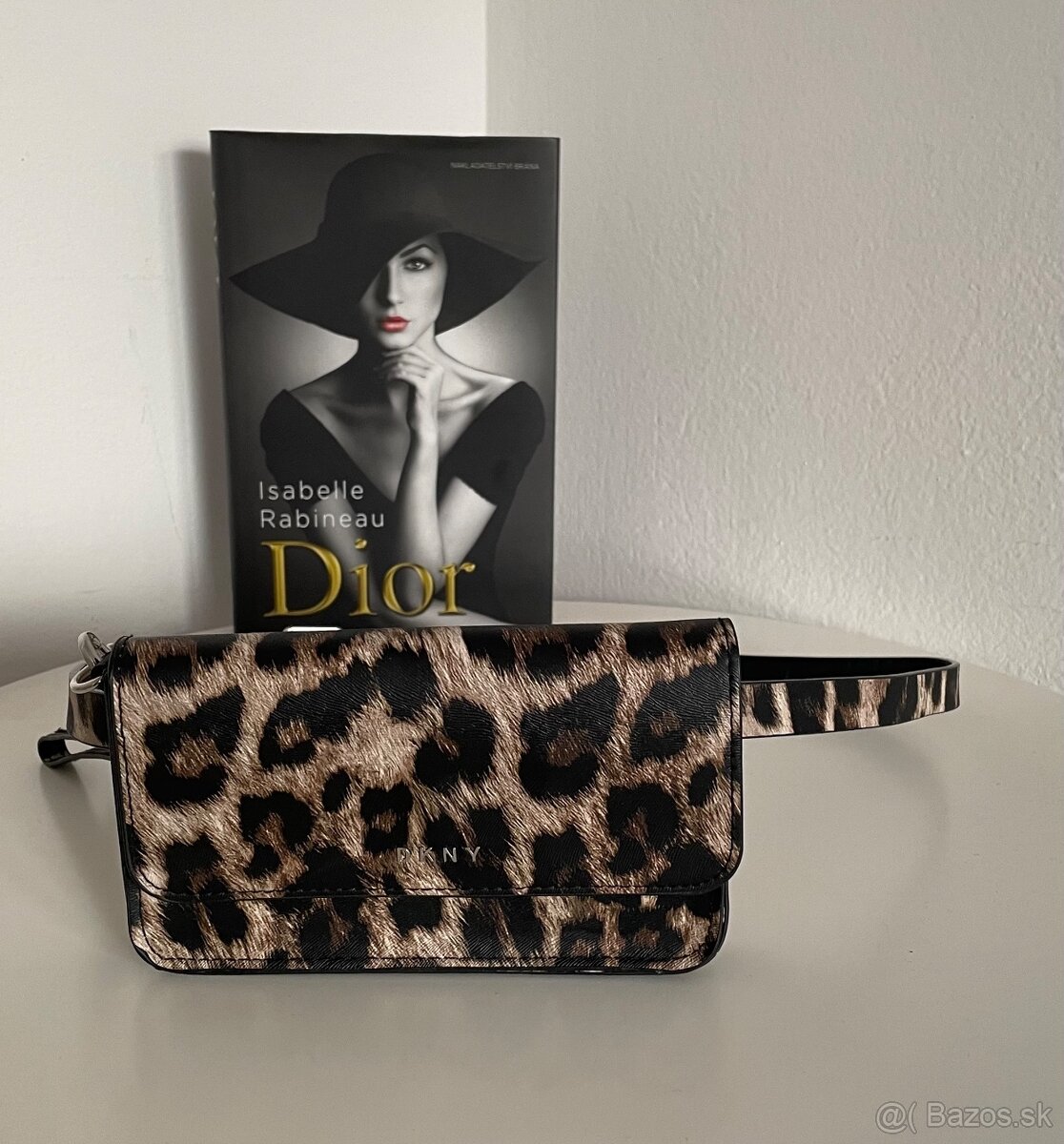 Taštička na mobil DKNY vzor LEOPARD