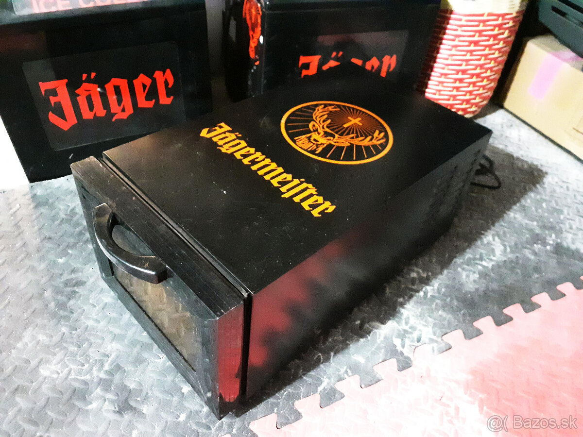 JAGERMEISTER SHOT GLASS FREEZER + poldecaky - Nitra | Bazoš.sk