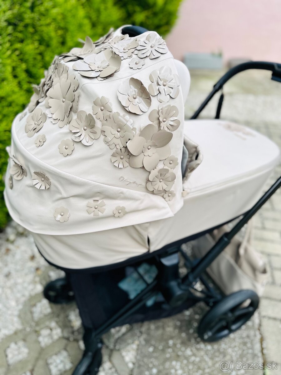 Cybex Priam 4.0/simply Flowers