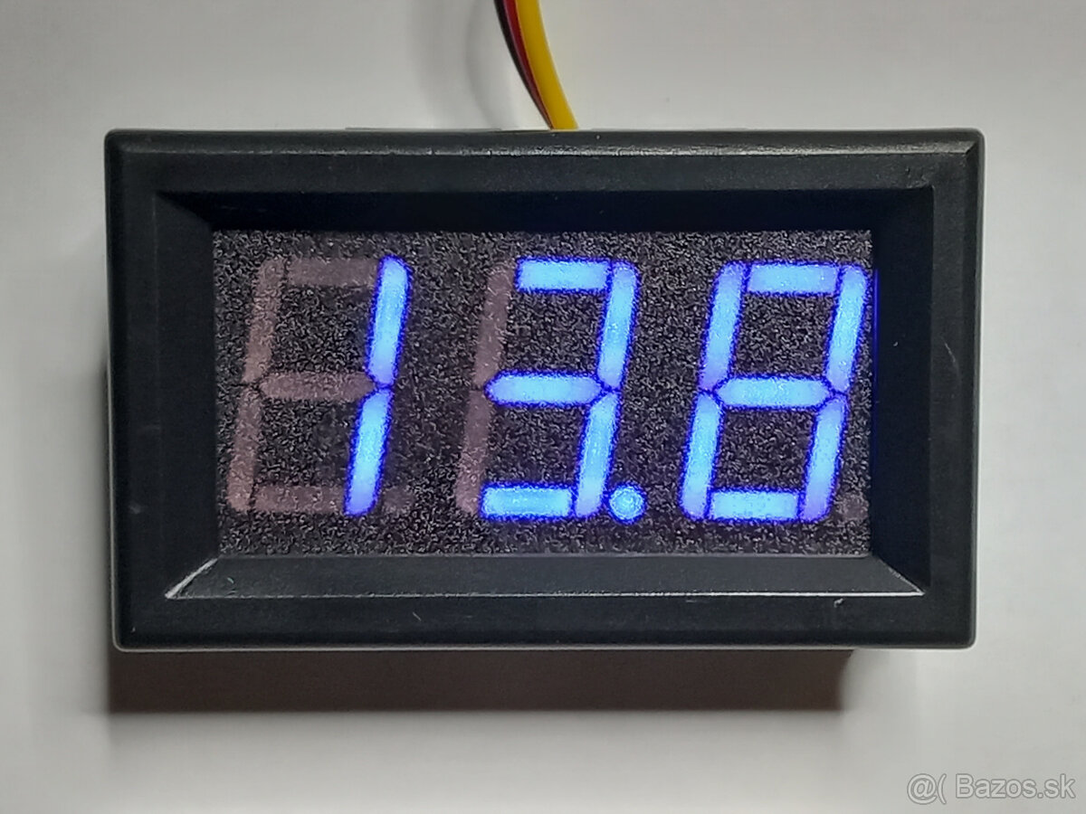 Voltmeter trojvodičový 0-200V