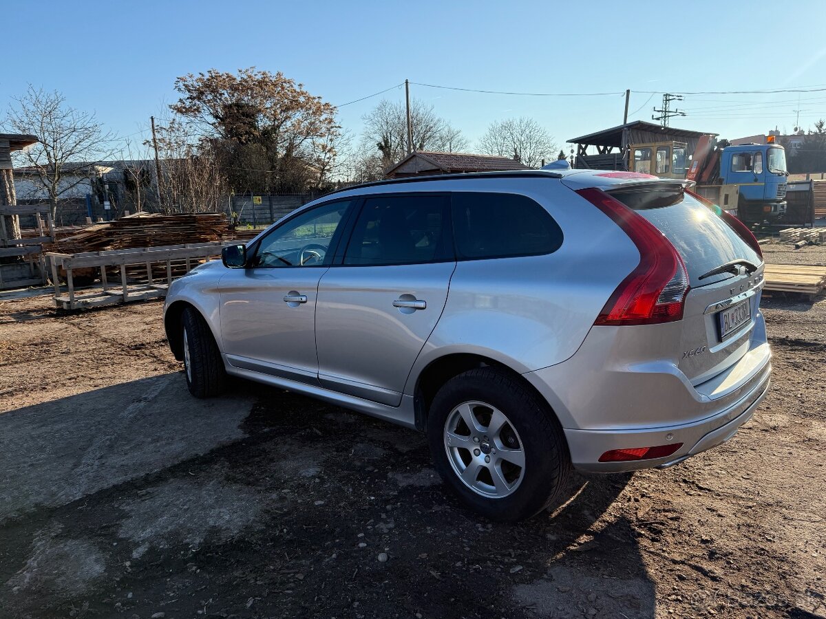 VOLVO XC 60