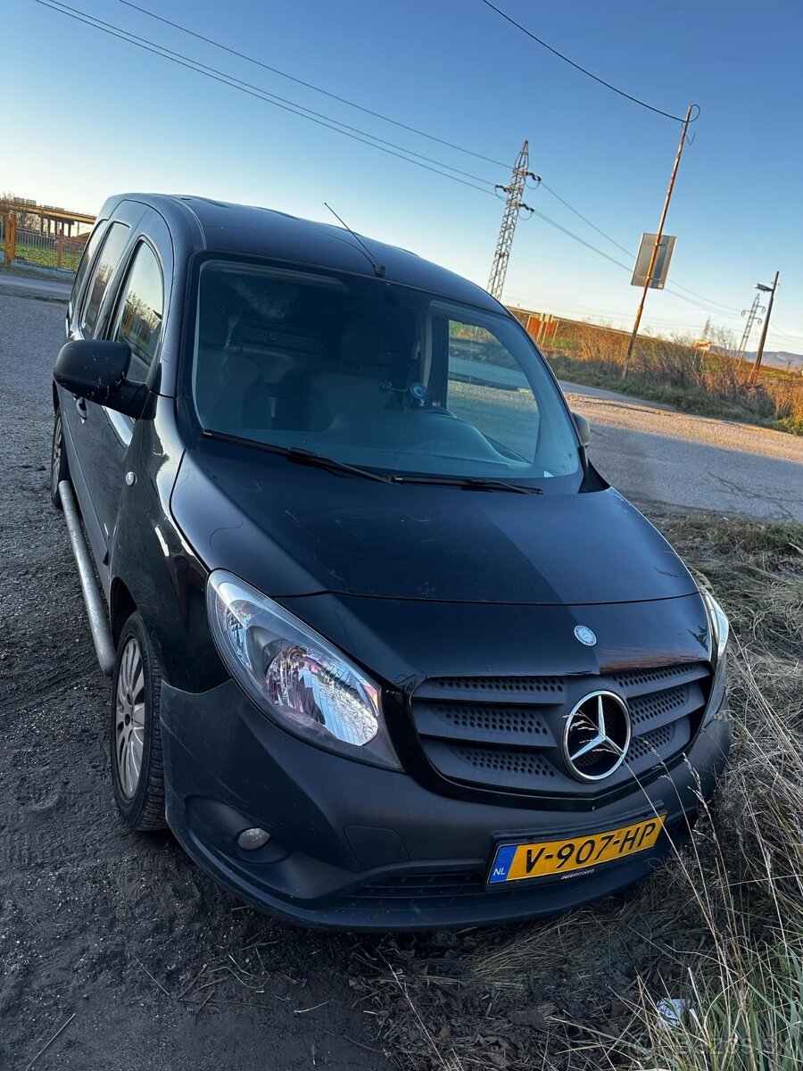 Mercedes citan 180cdi 2017 2 miestne