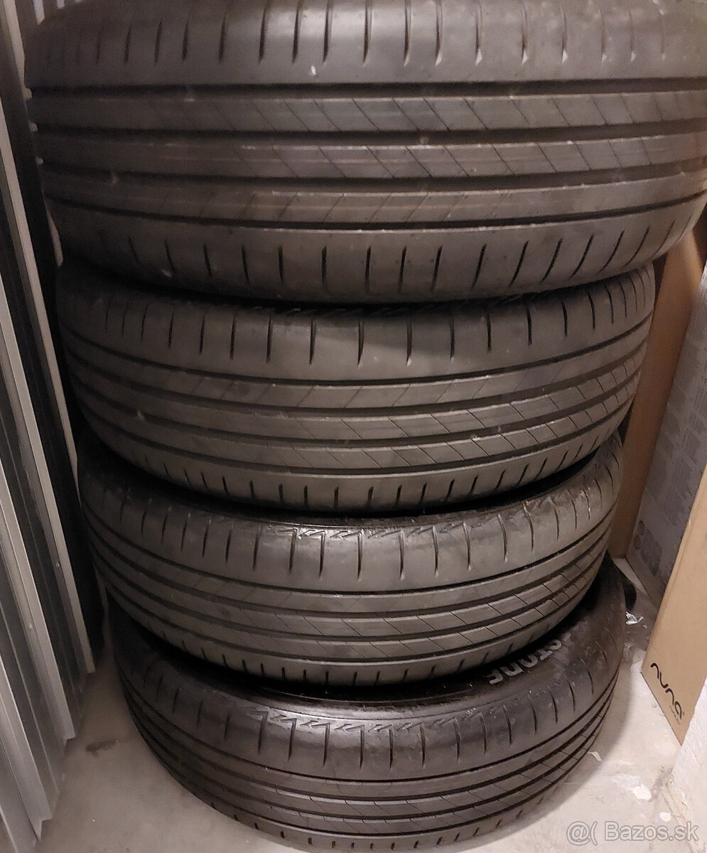 Bridgestone Turanza T005 205/60 R17 ako nove