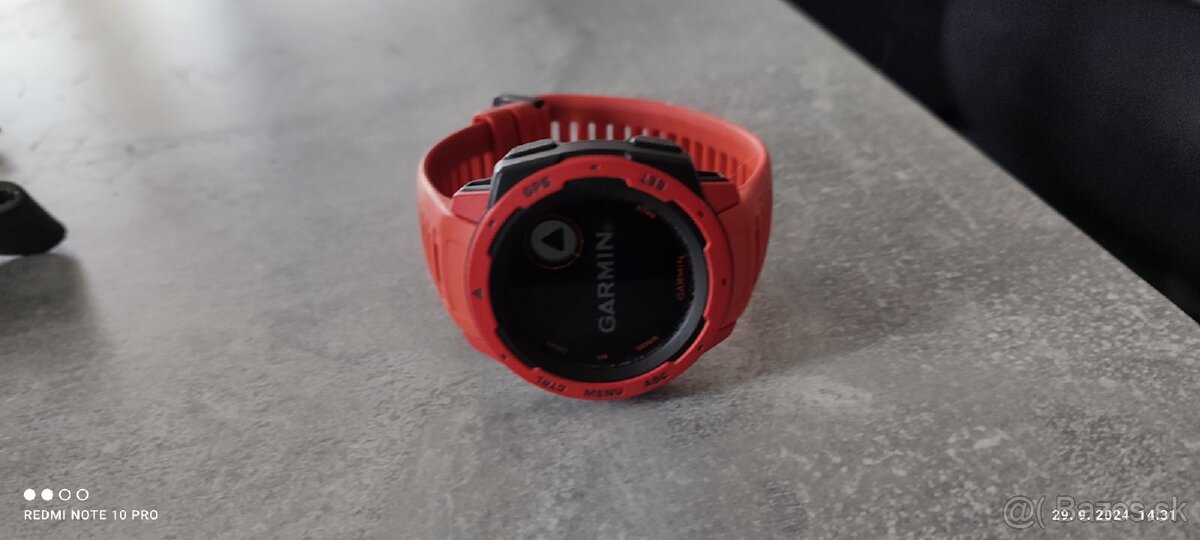 Garmin instinct