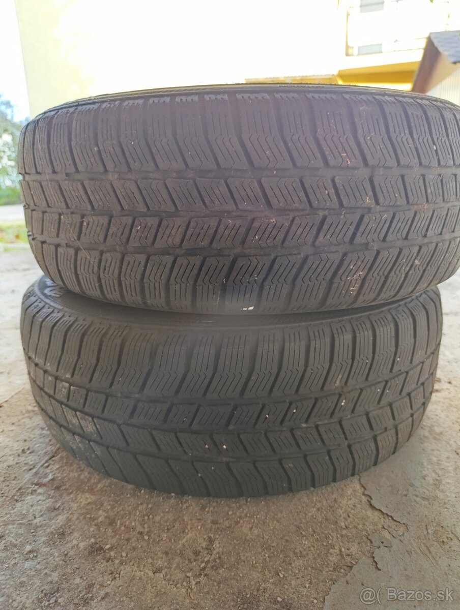 Predám zimné 205/55 R16