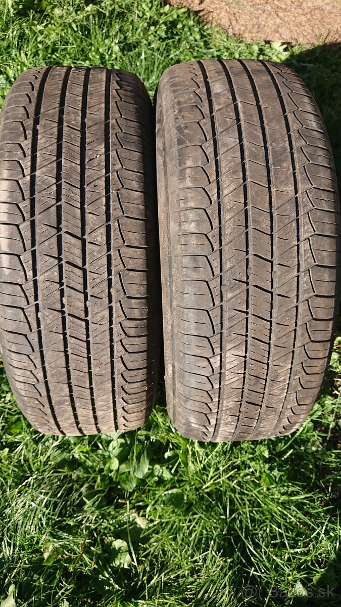 Predam pneu 215/65 r16