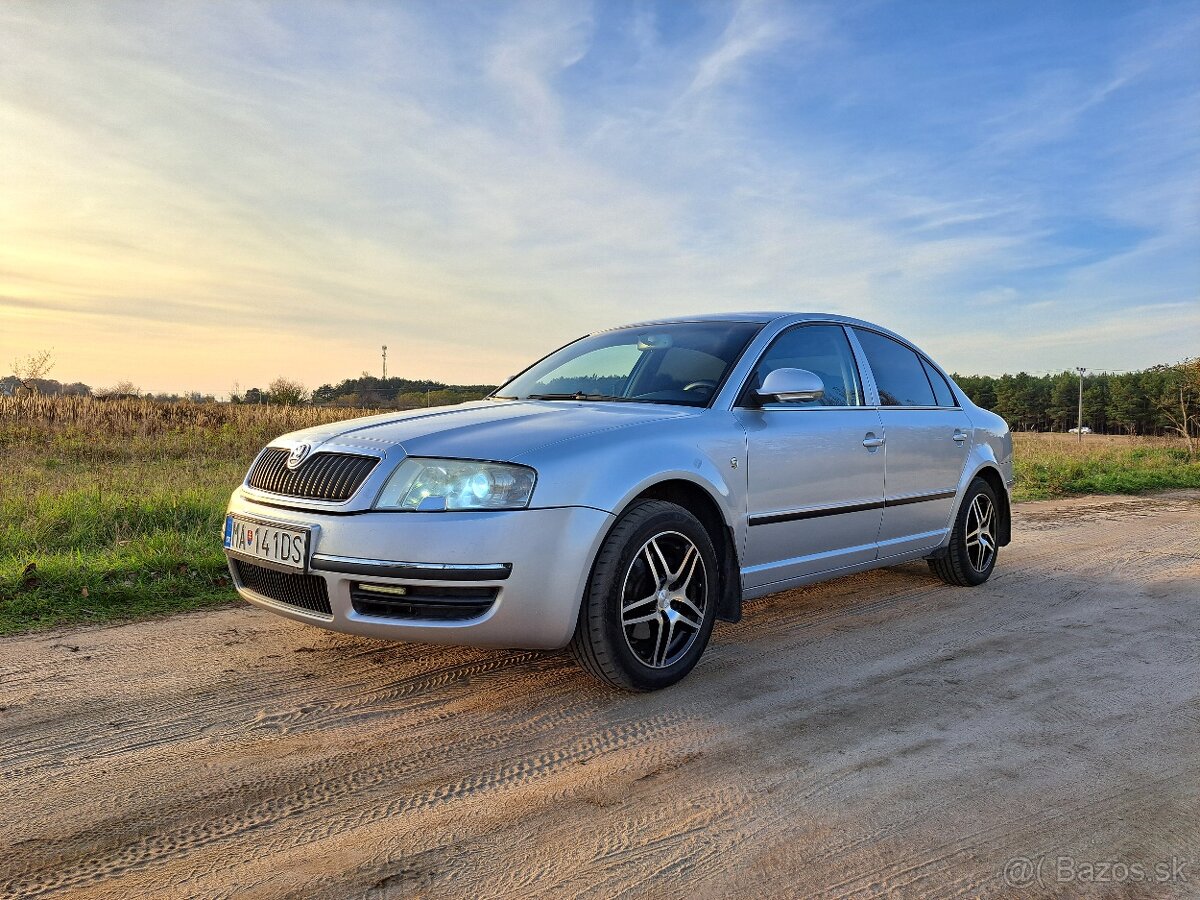 Skoda Superb 1