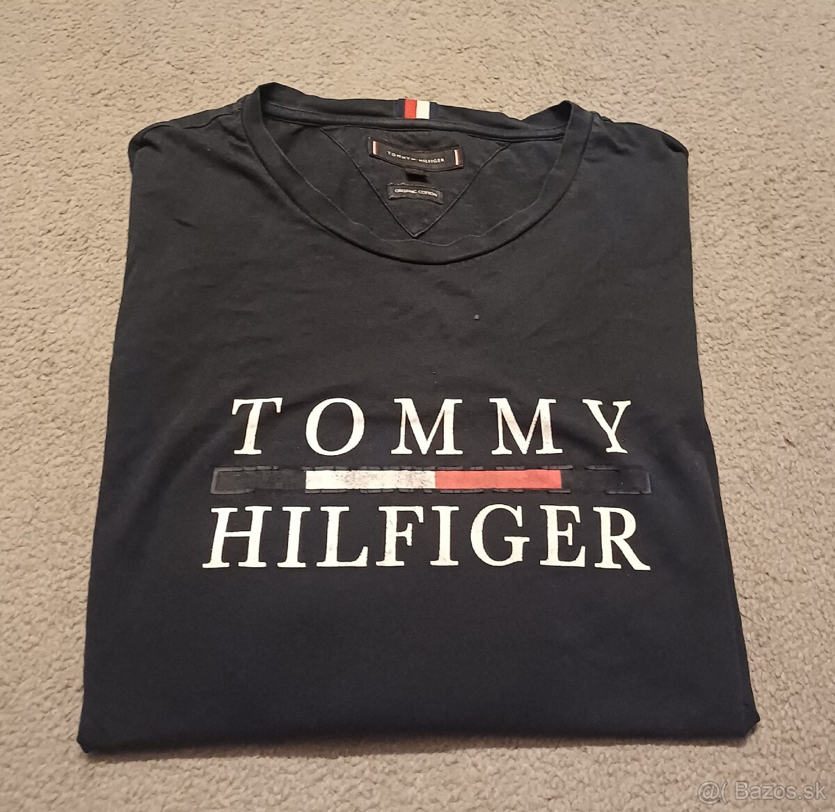 Tommy Hilfiger tmavomodré