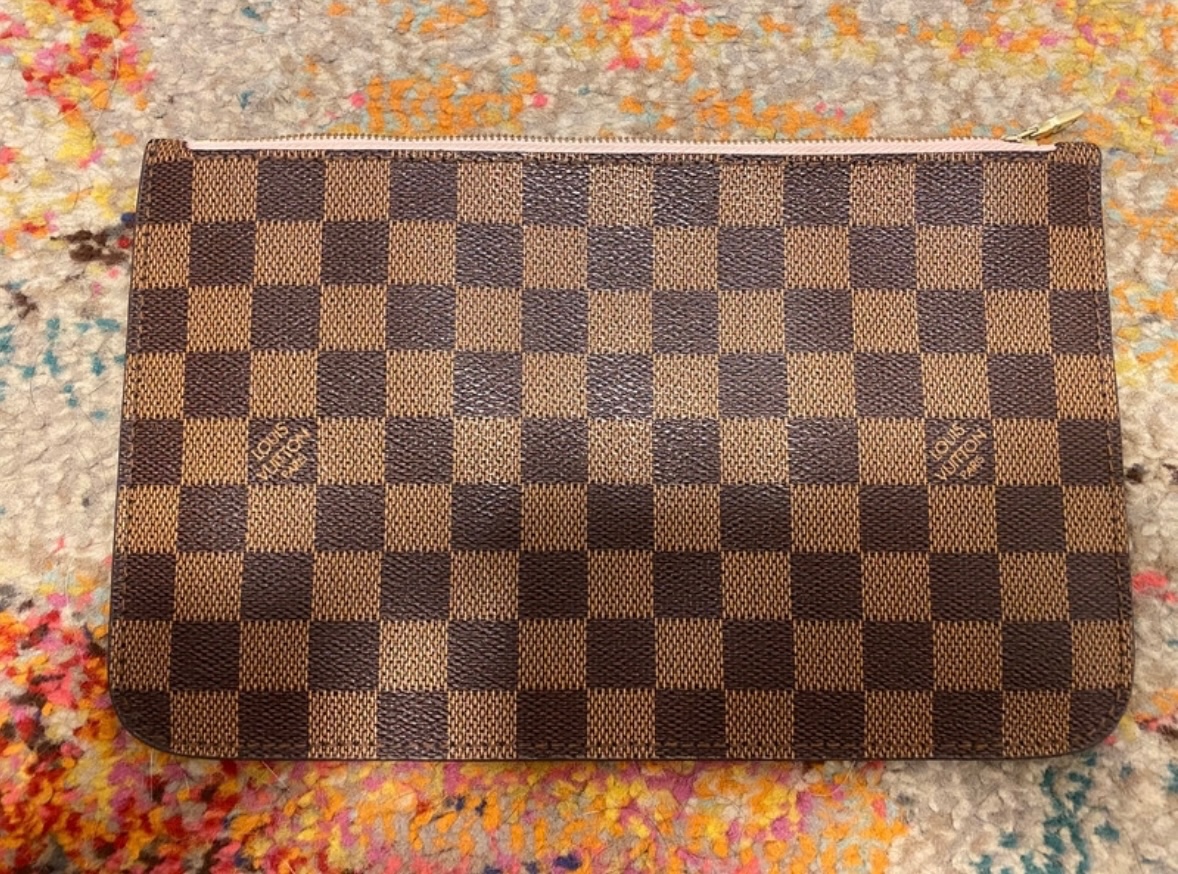 Louis Vuitton pochette