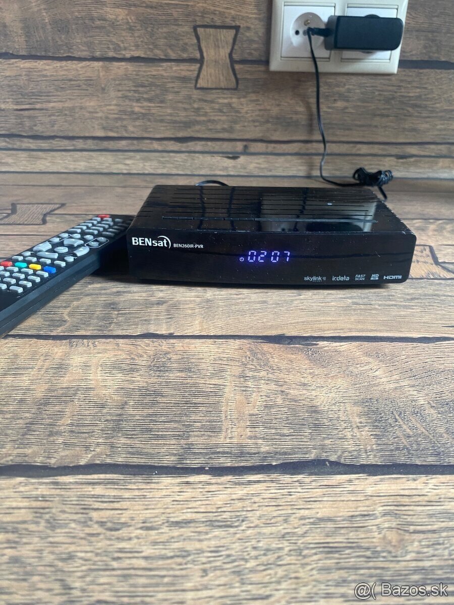 Setopbox satelitný prijímač bensat ben 260ir-pvr