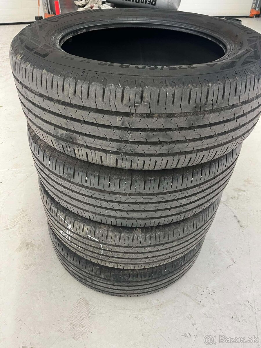 225/60 R18 Continental Letne