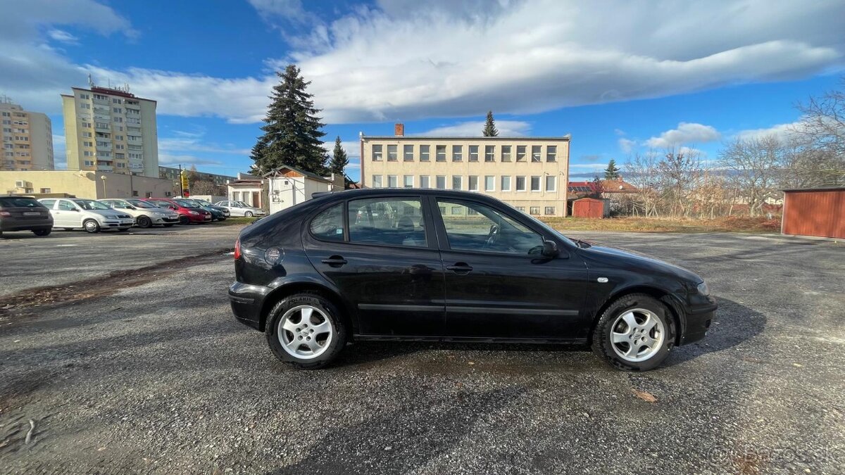 Na predaj SEAT 1.6 benzin 77 kW, 2003