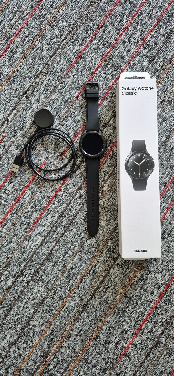 Predám Samsung Galaxy Watch 4 Classic