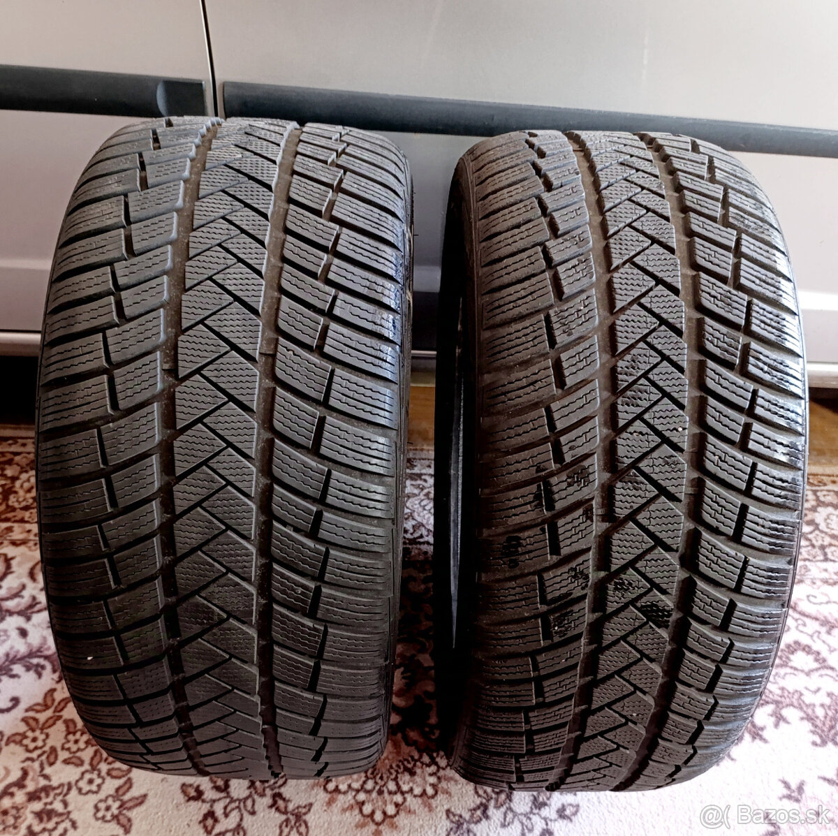 Zimné pneumatiky 245/40 R19  a  275/35 R19