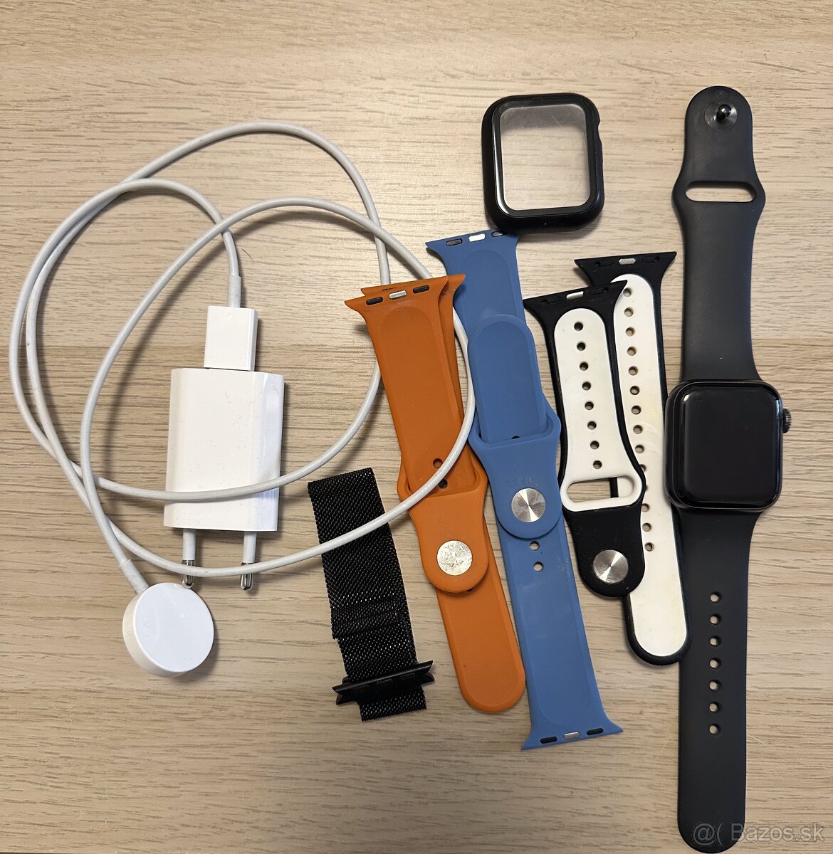 Apple Watch 5 + remienky