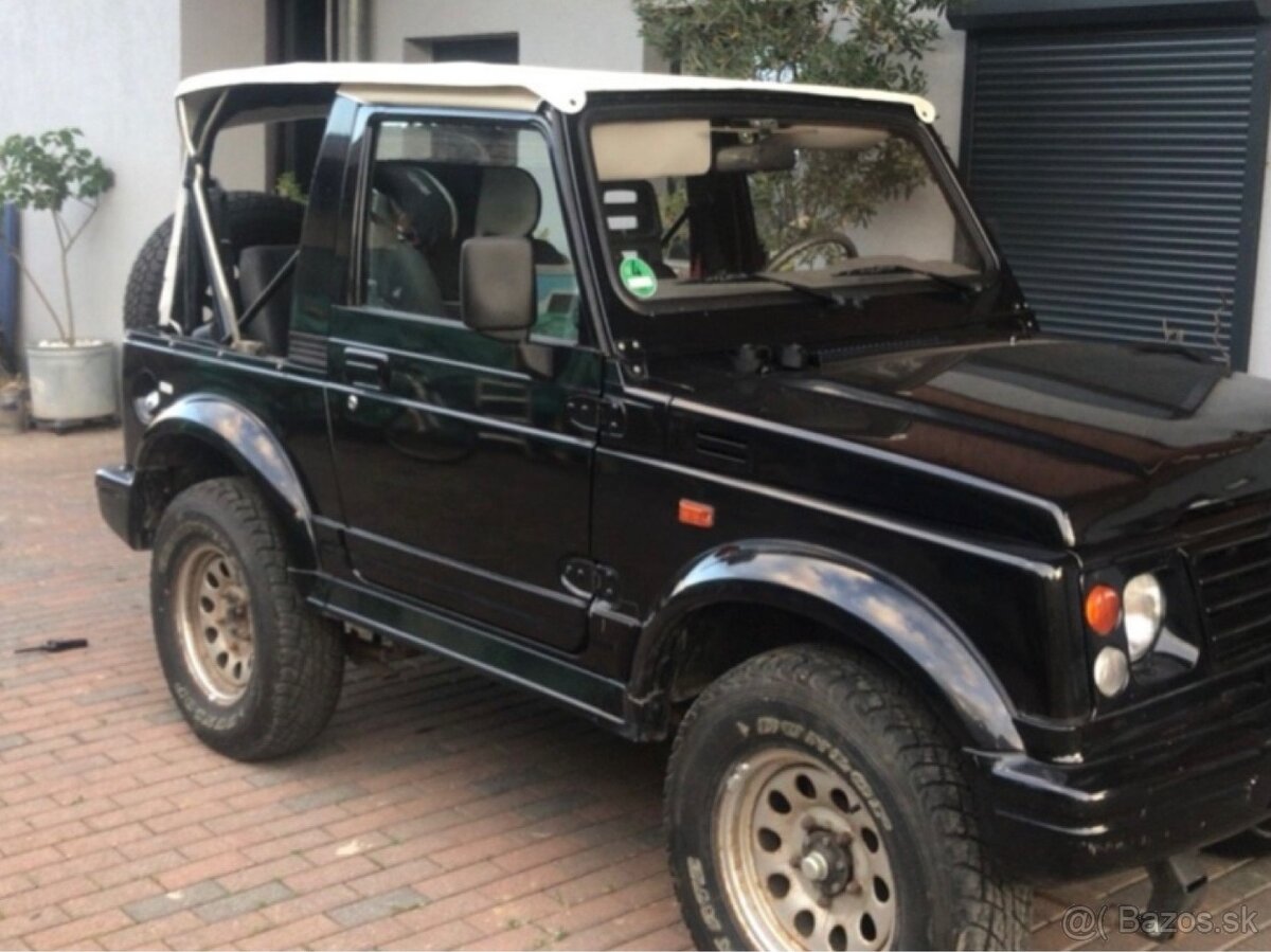 Suzuki Samurai plachta