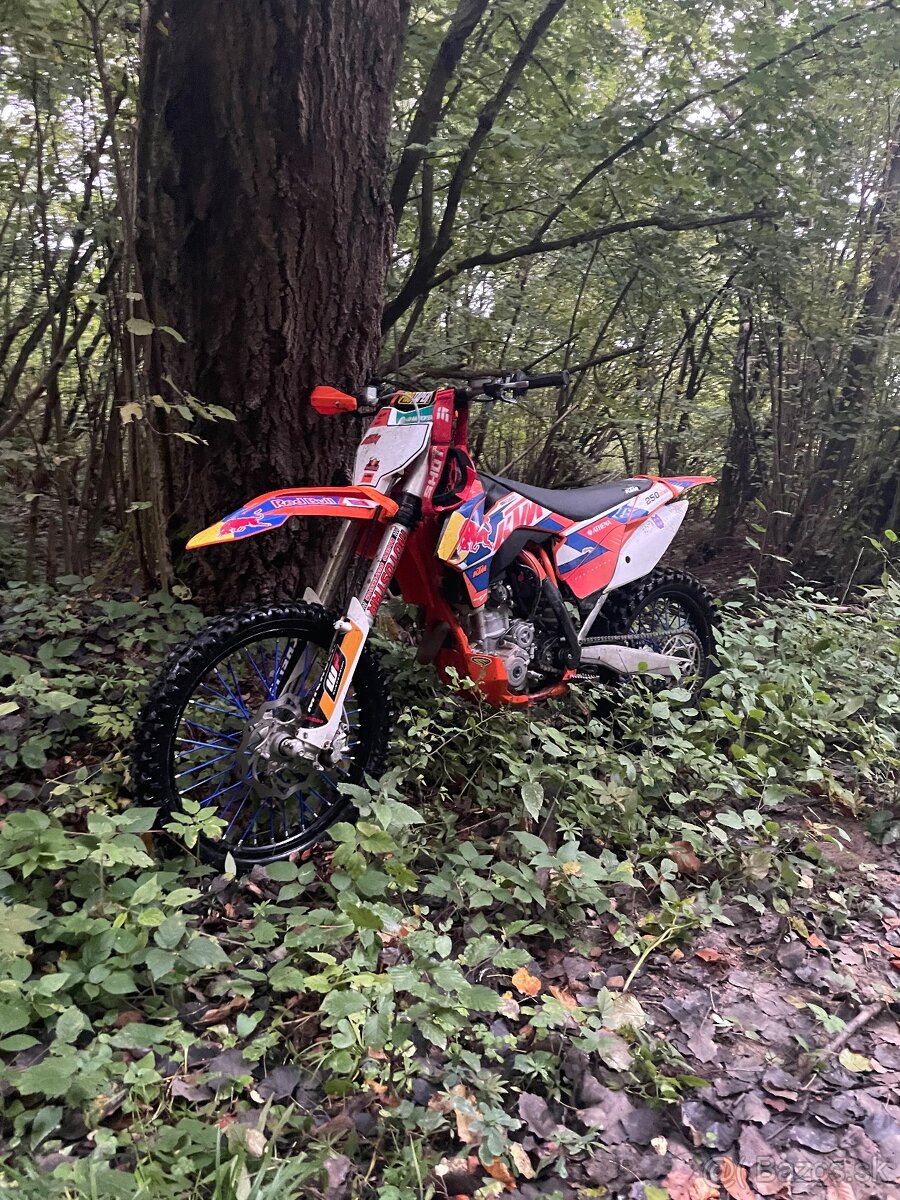 Predám ktm sxf 250