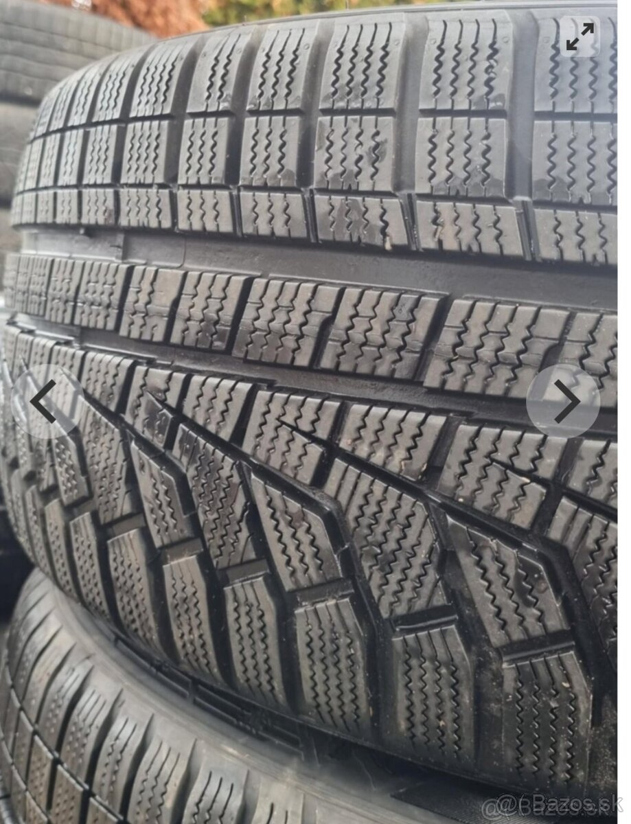 255/45R20