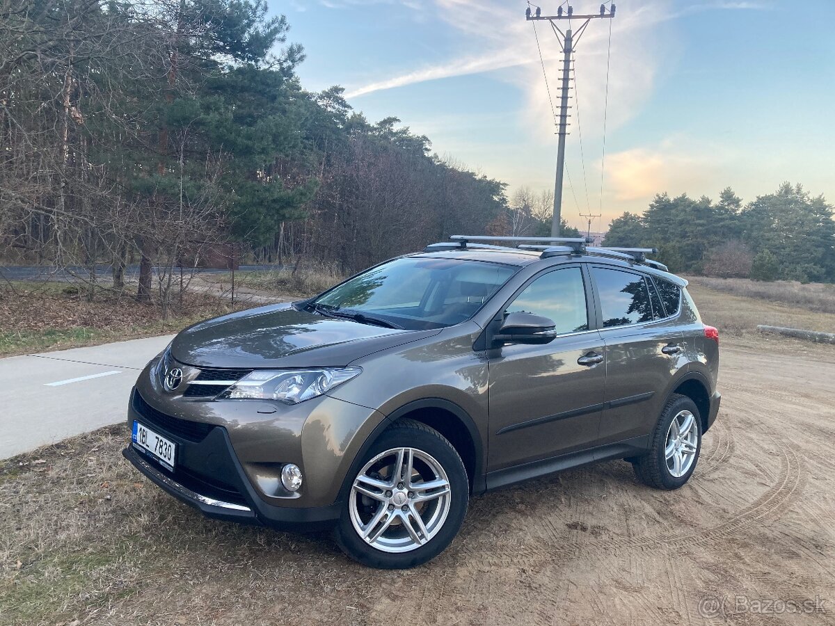 Toyota RAV4 2,2 D 4x4