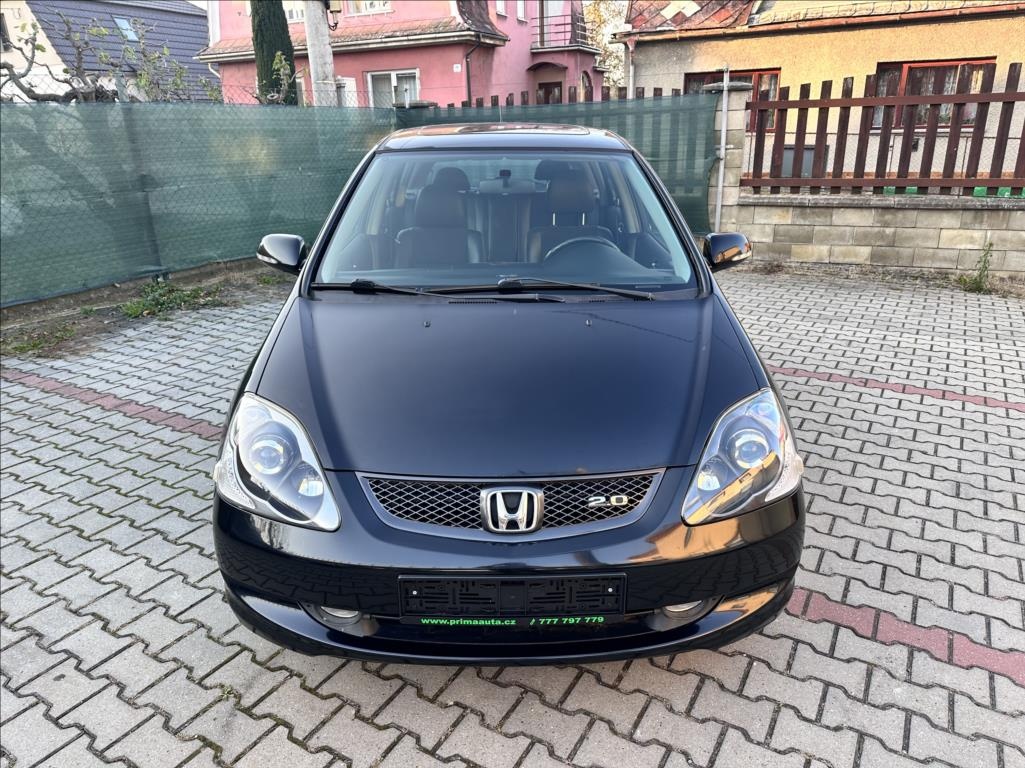 Honda Civic 2.016V 118kW 2005 903560km iType S 1.majitel