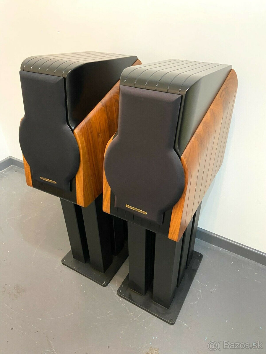 Sonus Faber Extrema + stands