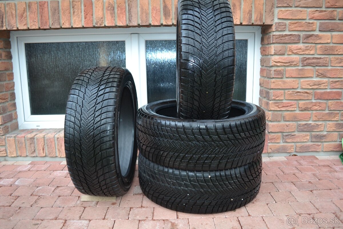 245/45 R20 Zimne pneumatiky Bridgestone