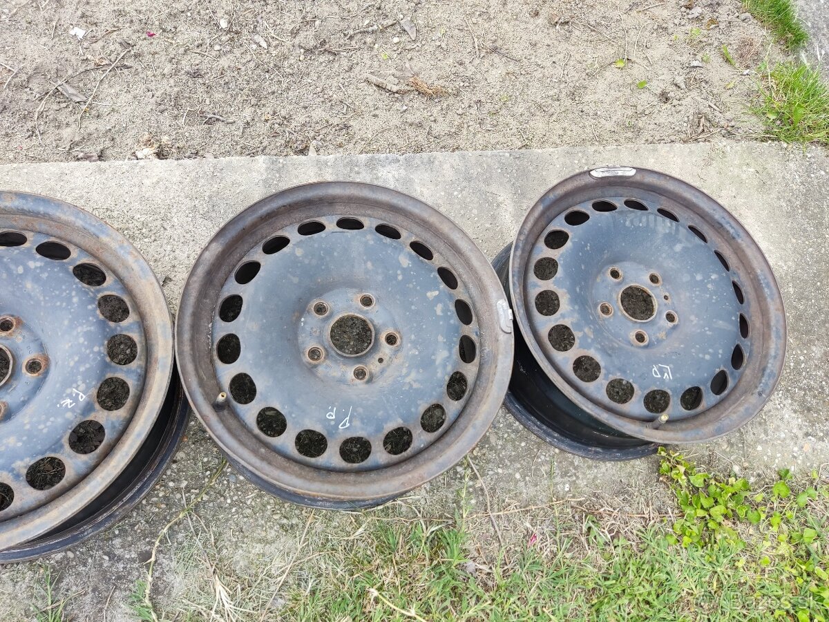 Plechove disky 5x112 r16 Volkswagen Passat Skoda Superb