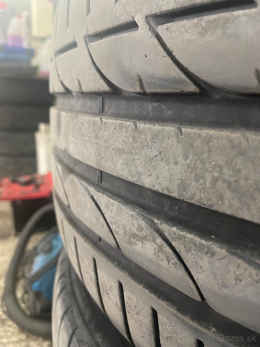 Bridgestone s001 235/40r19