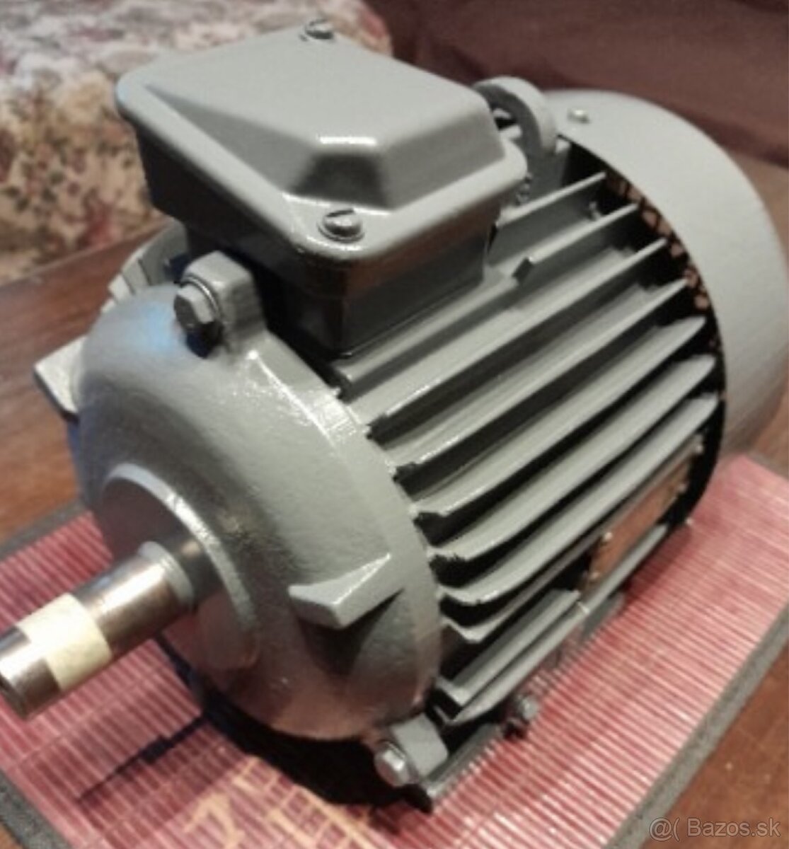 Predám elektromotor 4,8 kW/2800 ot.