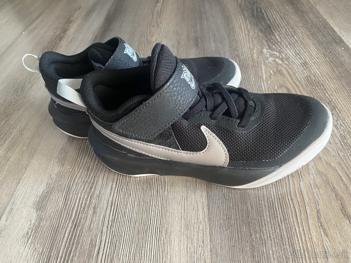 nike tenisky 31